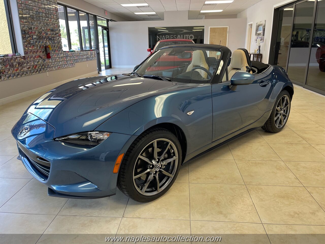 2019 Mazda MX-5 Miata Grand Touring   - Photo 12 - Fort Myers, FL 33967