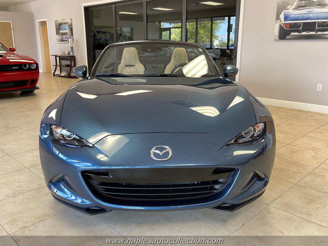 2019 Mazda MX-5 Miata Grand Touring   - Photo 4 - Fort Myers, FL 33967