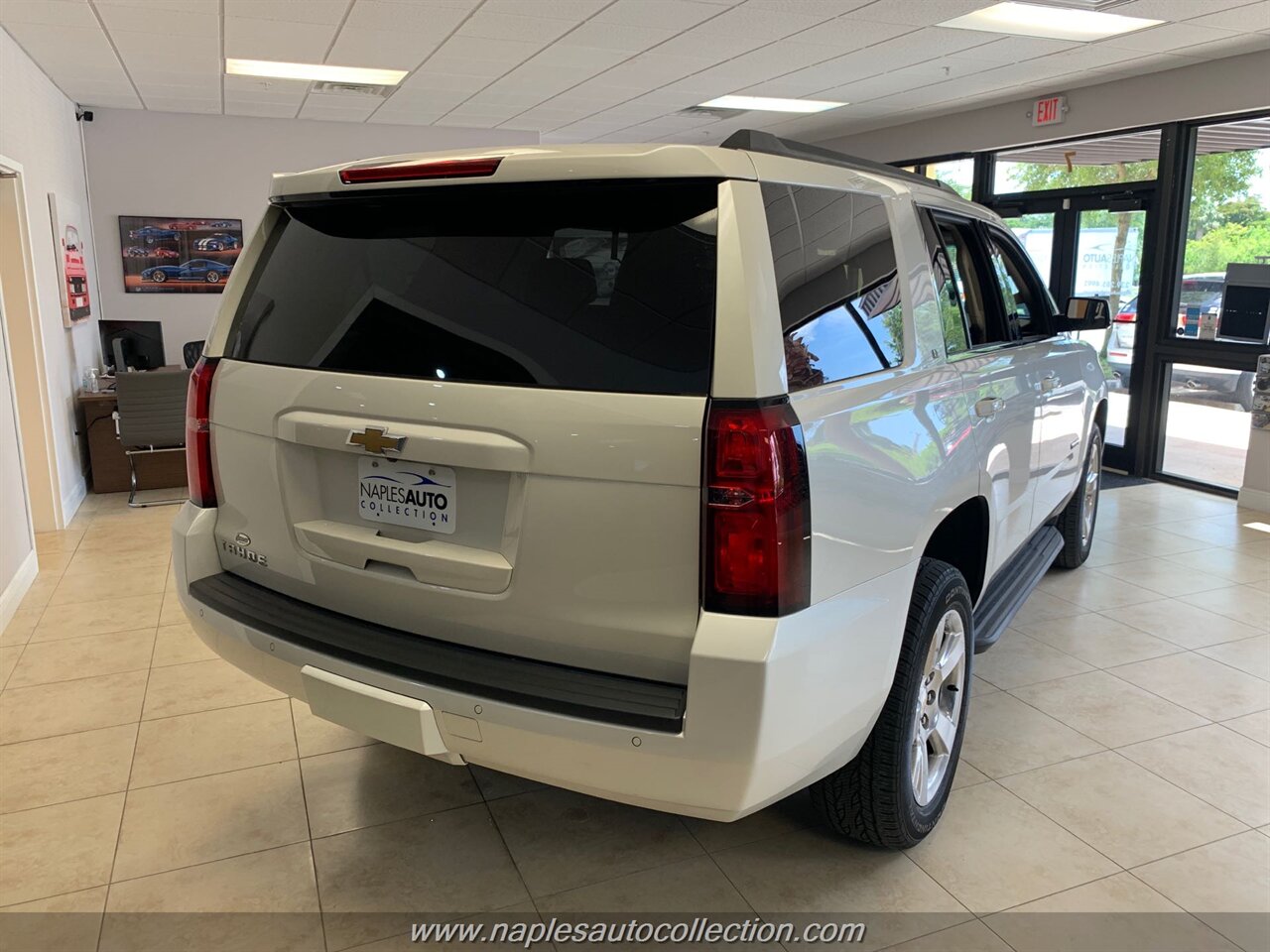 2015 Chevrolet Tahoe LT   - Photo 6 - Fort Myers, FL 33967