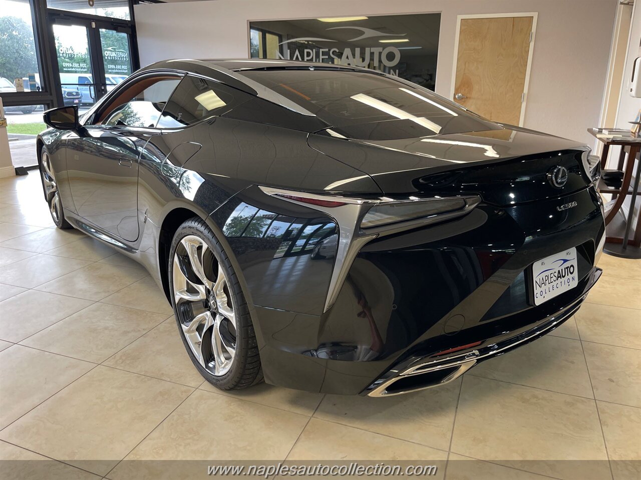 2018 Lexus LC 500   - Photo 8 - Fort Myers, FL 33967