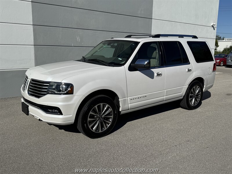 2016 Lincoln Navigator Select  