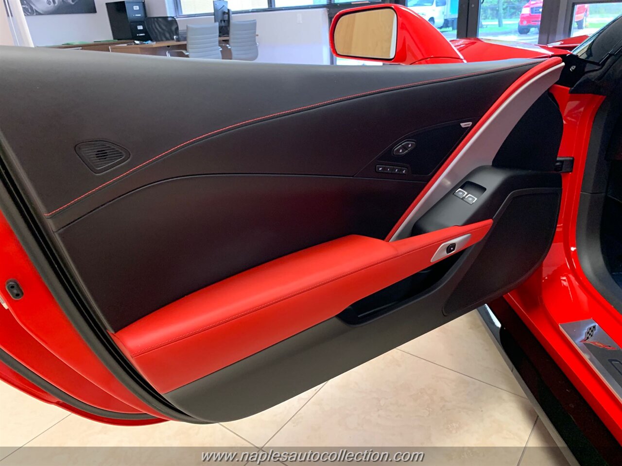 2019 Chevrolet Corvette Grand Sport   - Photo 13 - Fort Myers, FL 33967