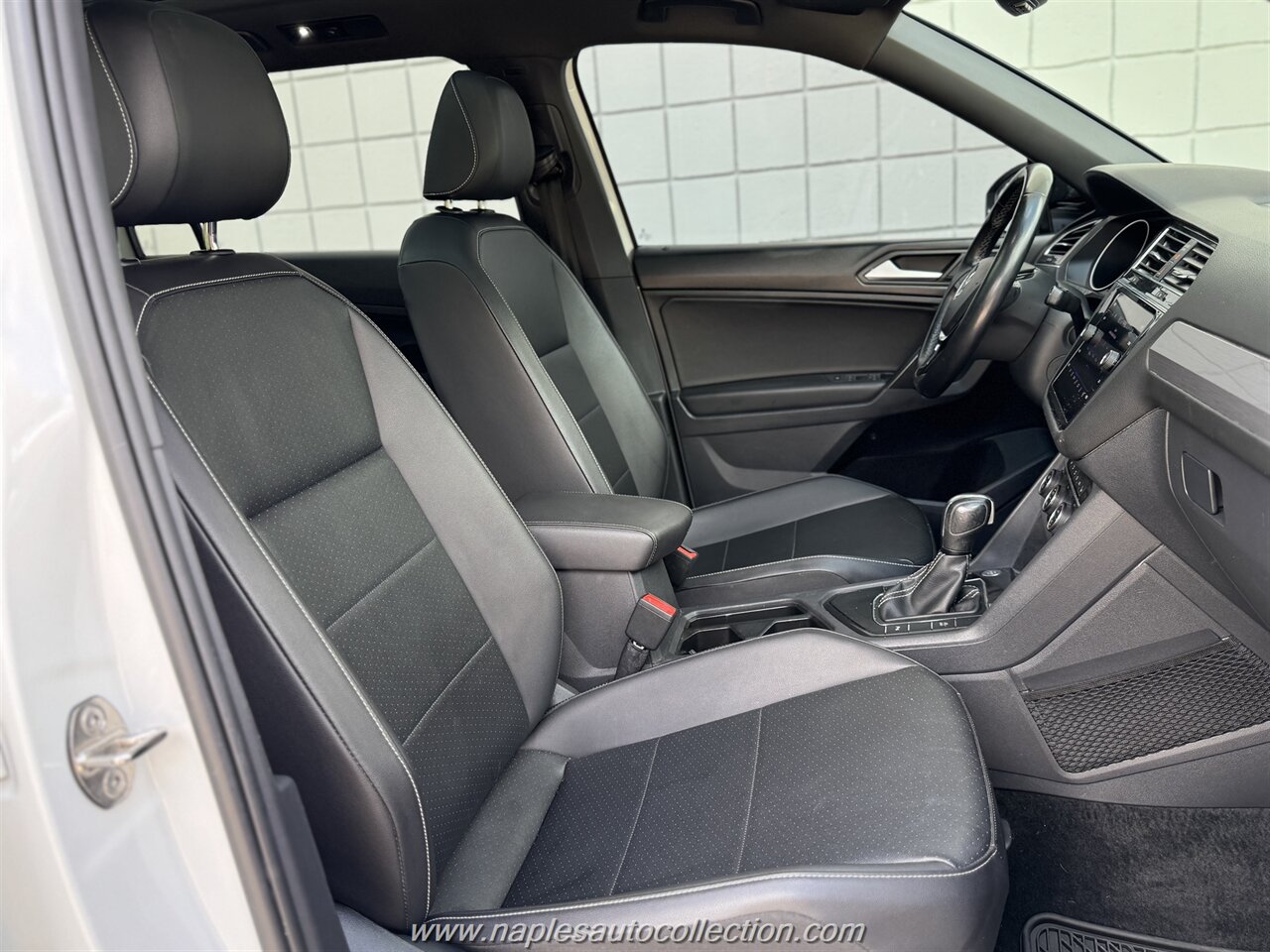 2021 Volkswagen Tiguan SE   - Photo 15 - Fort Myers, FL 33967