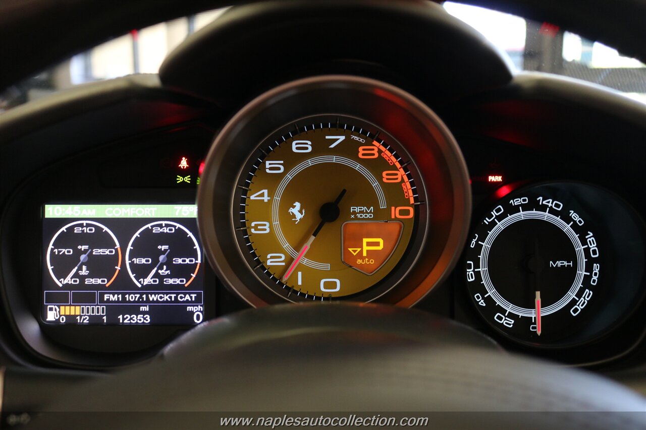 2014 Ferrari California   - Photo 20 - Fort Myers, FL 33967