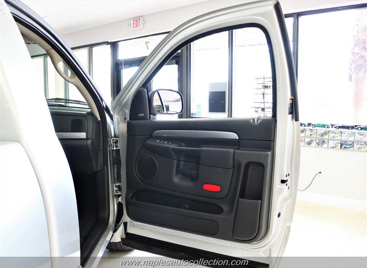 2005 Dodge Ram Pickup 1500 SRT-10 2dr Regular Cab   - Photo 28 - Fort Myers, FL 33967