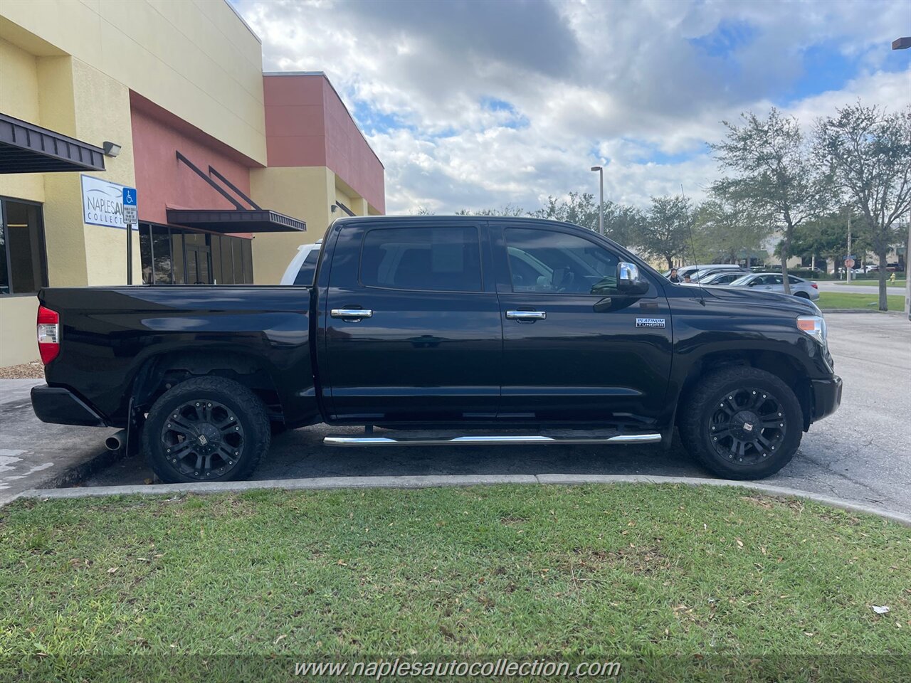 2016 Toyota Tundra Platinum   - Photo 5 - Fort Myers, FL 33967