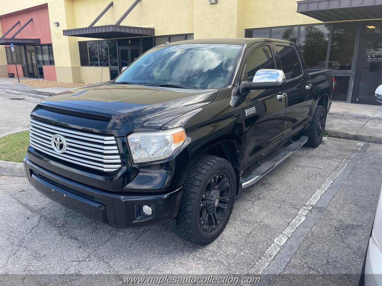 2016 Toyota Tundra Platinum   - Photo 1 - Fort Myers, FL 33967