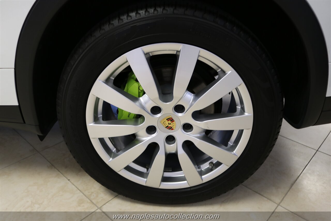 2016 Porsche Cayenne S E-Hybrid   - Photo 22 - Fort Myers, FL 33967