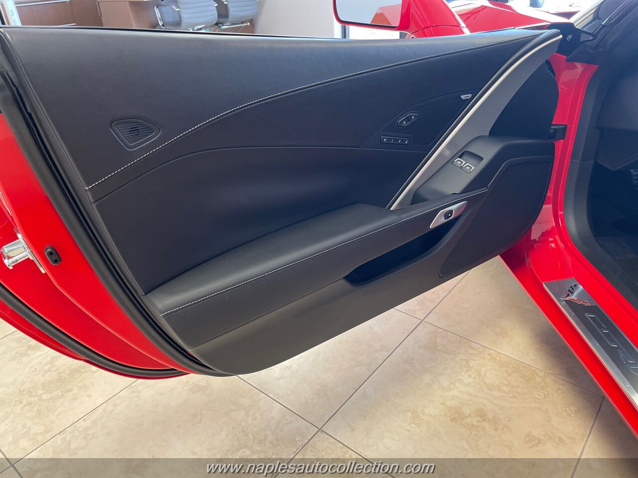 2015 Chevrolet Corvette Stingray   - Photo 11 - Fort Myers, FL 33967