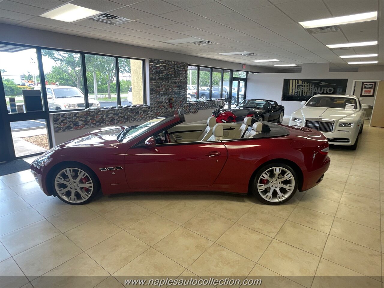 2015 Maserati GranTurismo   - Photo 8 - Fort Myers, FL 33967