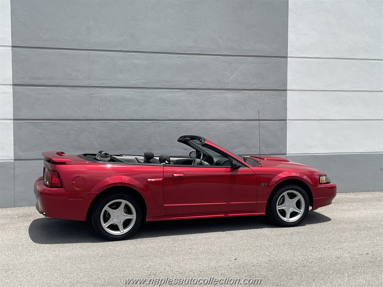 2002 Ford Mustang GT   - Photo 31 - Fort Myers, FL 33967