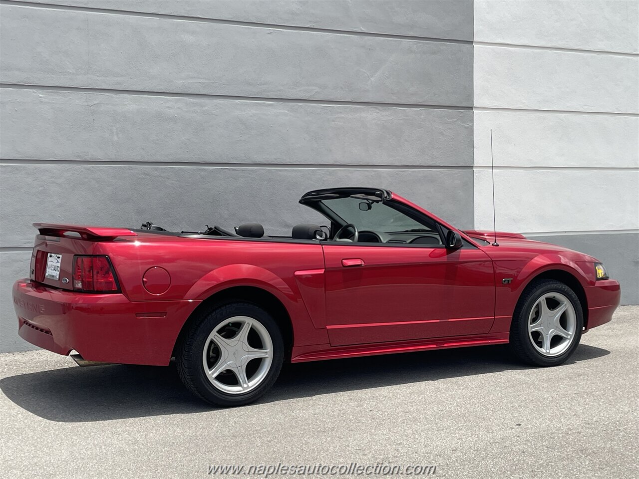 2002 Ford Mustang GT   - Photo 6 - Fort Myers, FL 33967