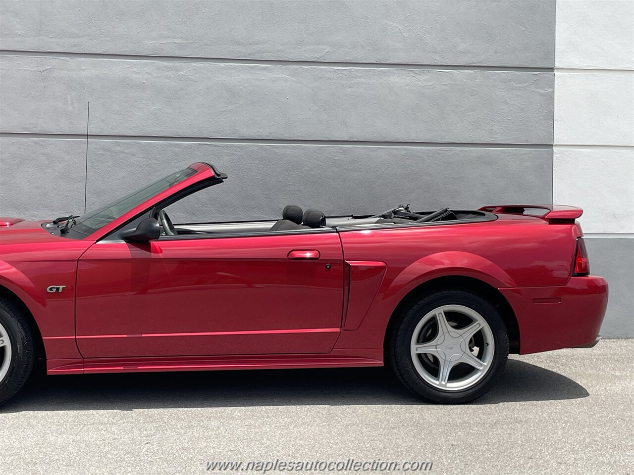 2002 Ford Mustang GT   - Photo 24 - Fort Myers, FL 33967