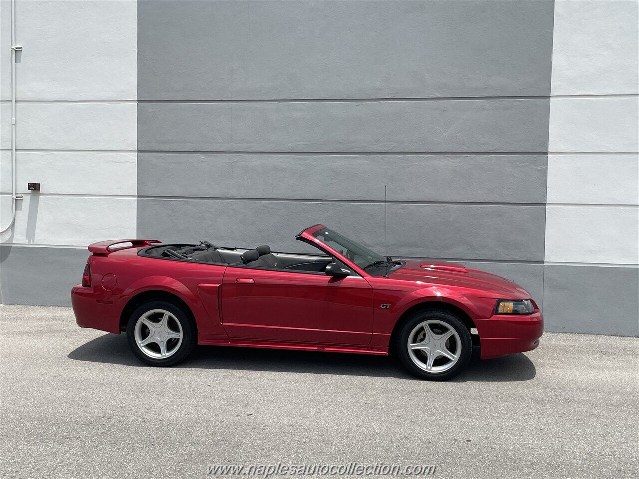 2002 Ford Mustang GT   - Photo 33 - Fort Myers, FL 33967