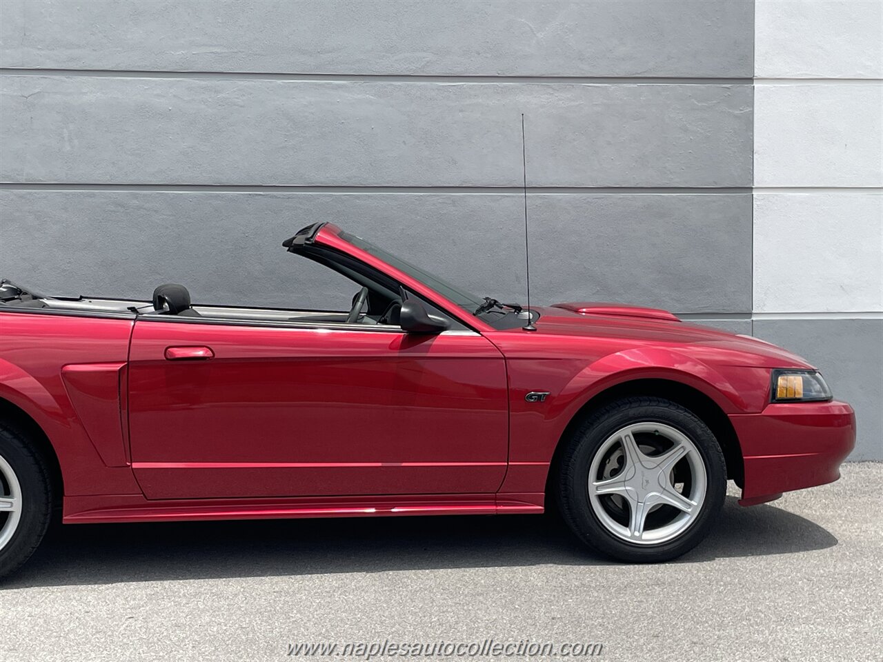 2002 Ford Mustang GT   - Photo 30 - Fort Myers, FL 33967