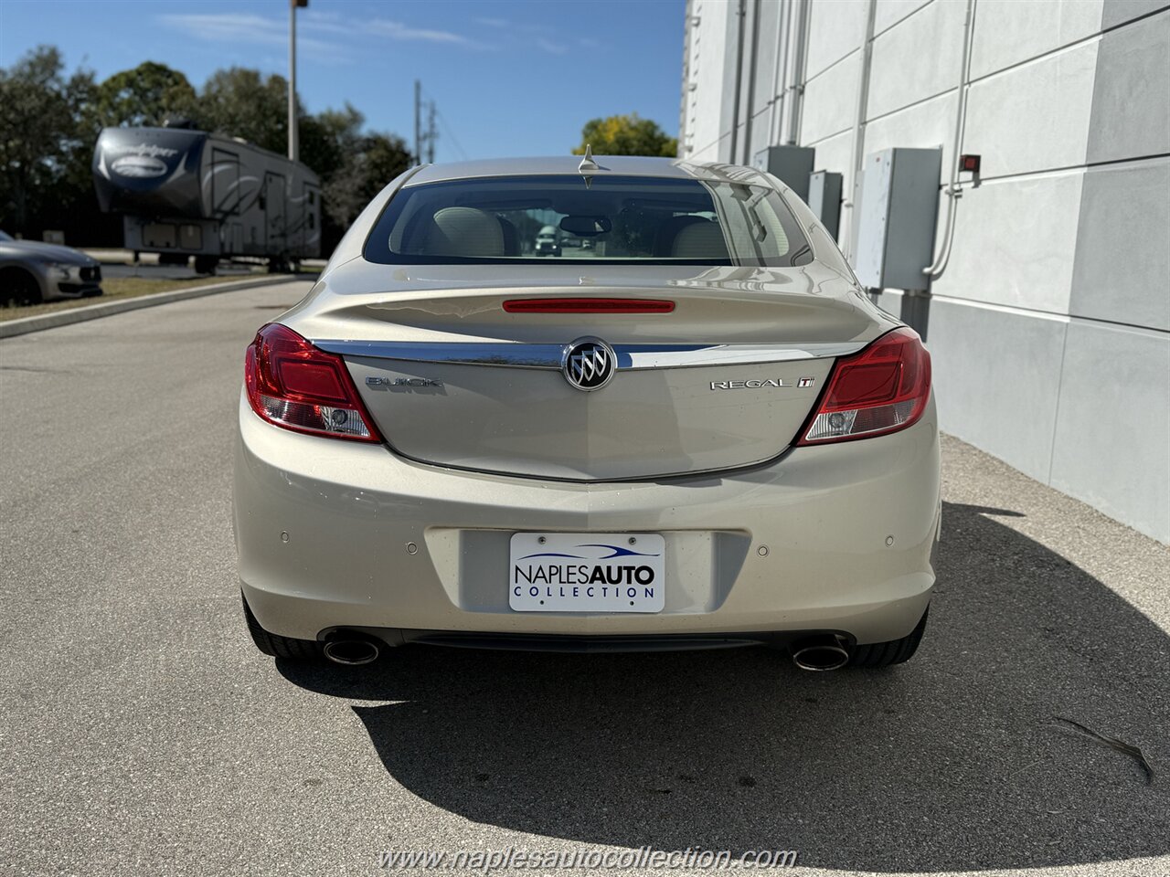 2013 Buick Regal Premium 1 - Photo 5 - Fort Myers, FL 33967