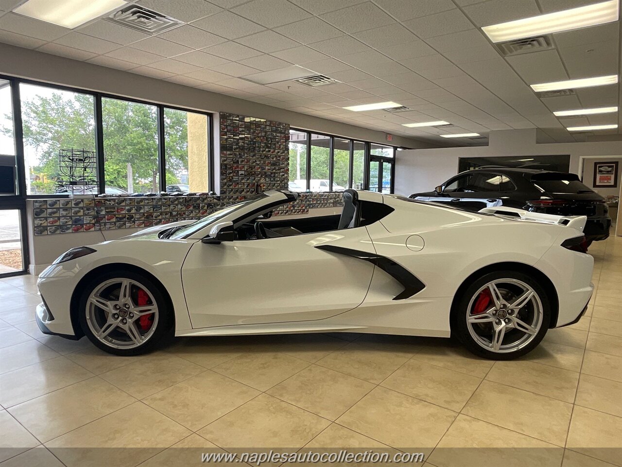 2020 Chevrolet Corvette Stingray  3LT Z51 - Photo 9 - Fort Myers, FL 33967