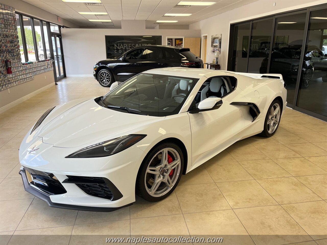 2020 Chevrolet Corvette Stingray  3LT Z51 - Photo 10 - Fort Myers, FL 33967