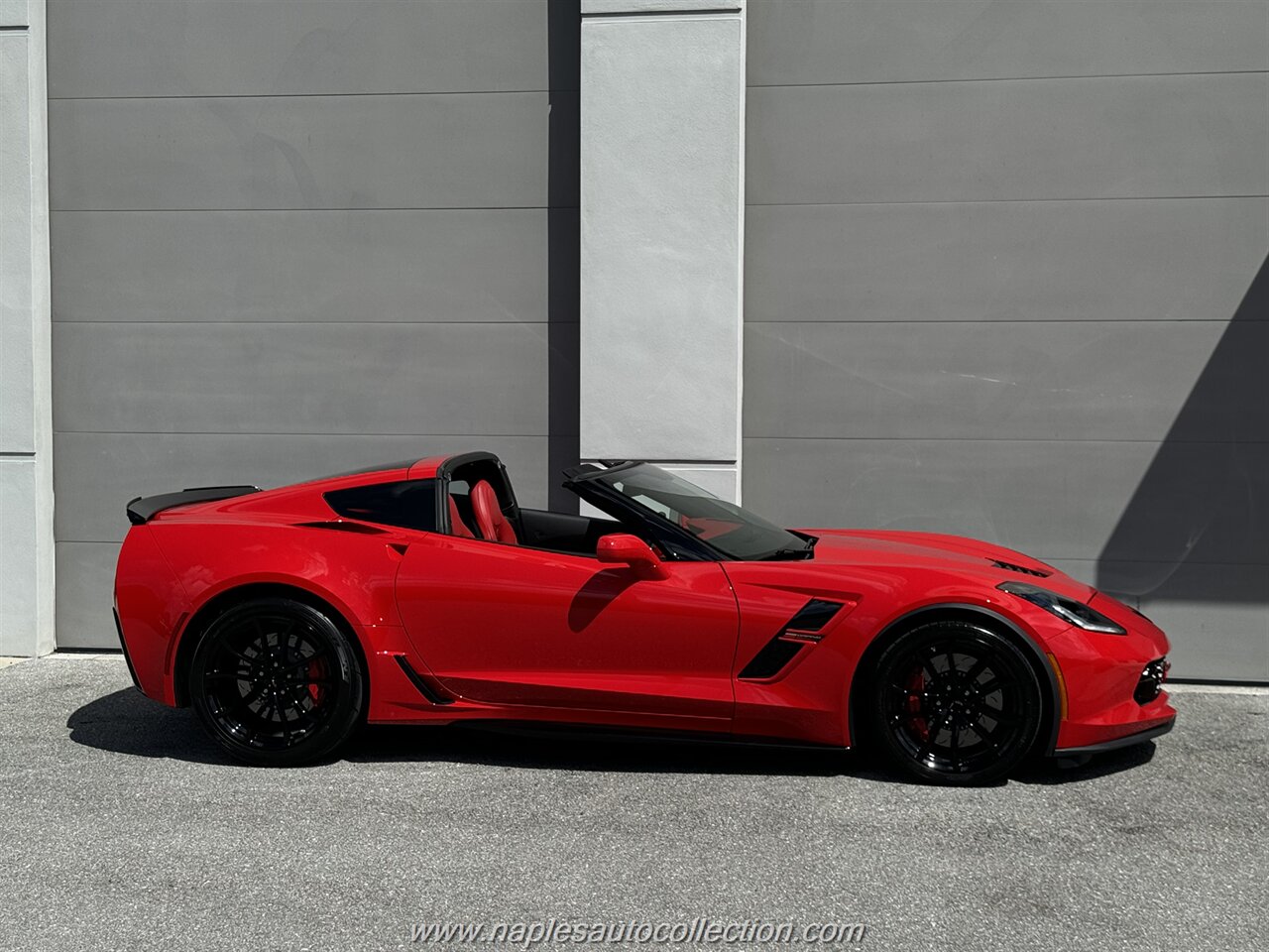 2019 Chevrolet Corvette Grand Sport   - Photo 37 - Fort Myers, FL 33967