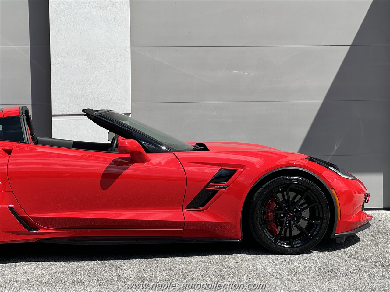 2019 Chevrolet Corvette Grand Sport   - Photo 34 - Fort Myers, FL 33967