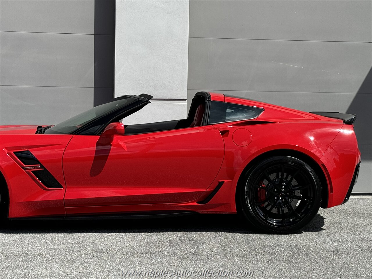 2019 Chevrolet Corvette Grand Sport   - Photo 27 - Fort Myers, FL 33967