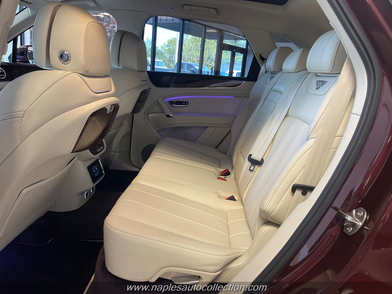 2019 Bentley Bentayga V8   - Photo 31 - Fort Myers, FL 33967