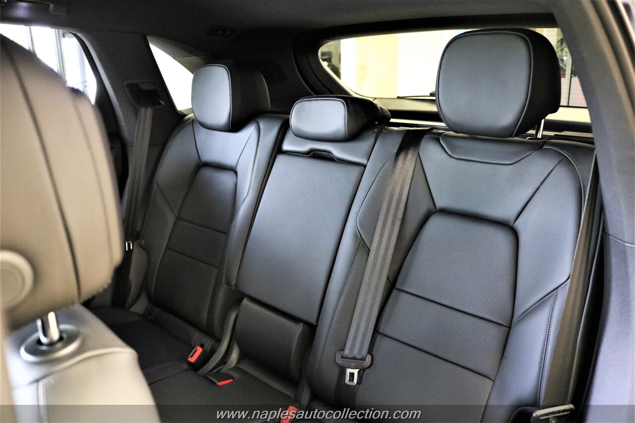 2019 Porsche Cayenne   - Photo 21 - Fort Myers, FL 33967