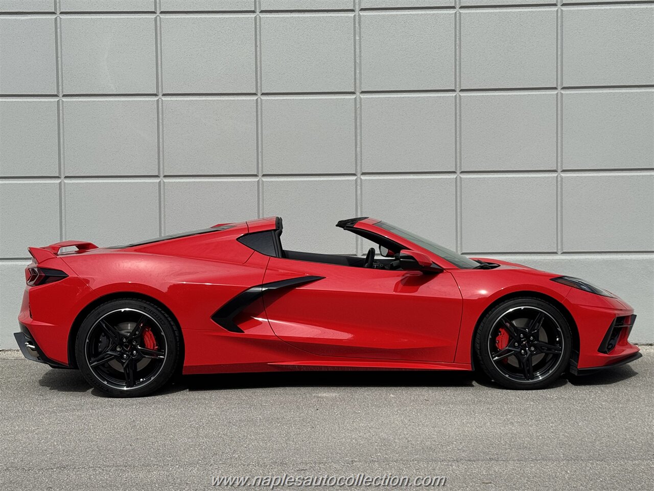 2020 Chevrolet Corvette Stingray   - Photo 7 - Fort Myers, FL 33967