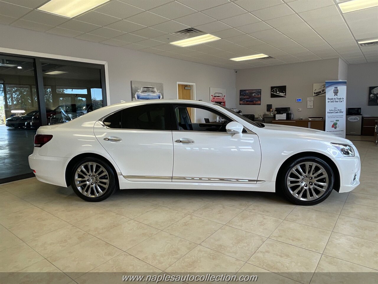 2013 Lexus LS 460   - Photo 4 - Fort Myers, FL 33967