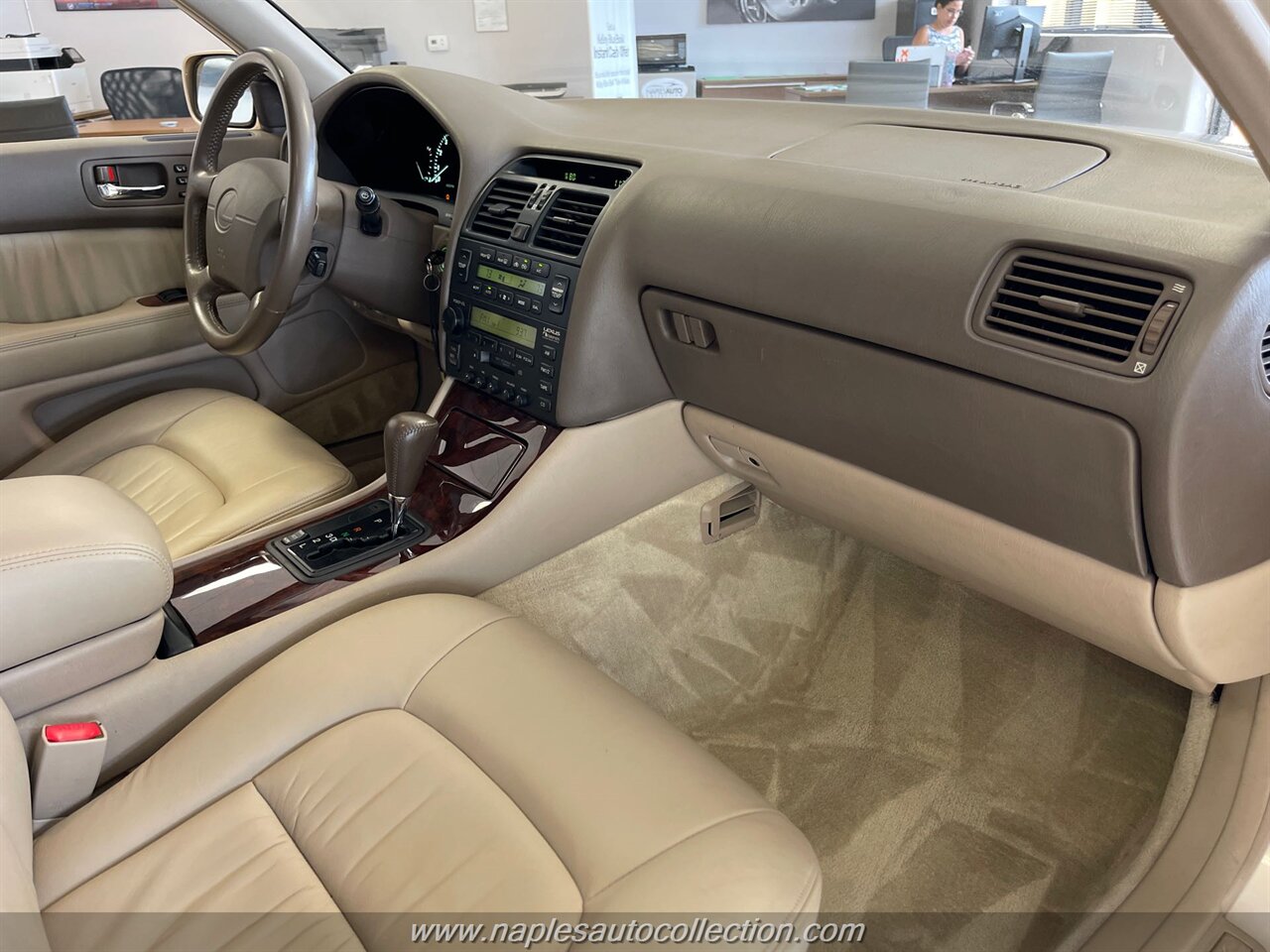 1995 Lexus LS 400   - Photo 15 - Fort Myers, FL 33967