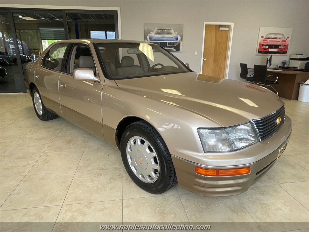 1995 Lexus LS 400   - Photo 3 - Fort Myers, FL 33967