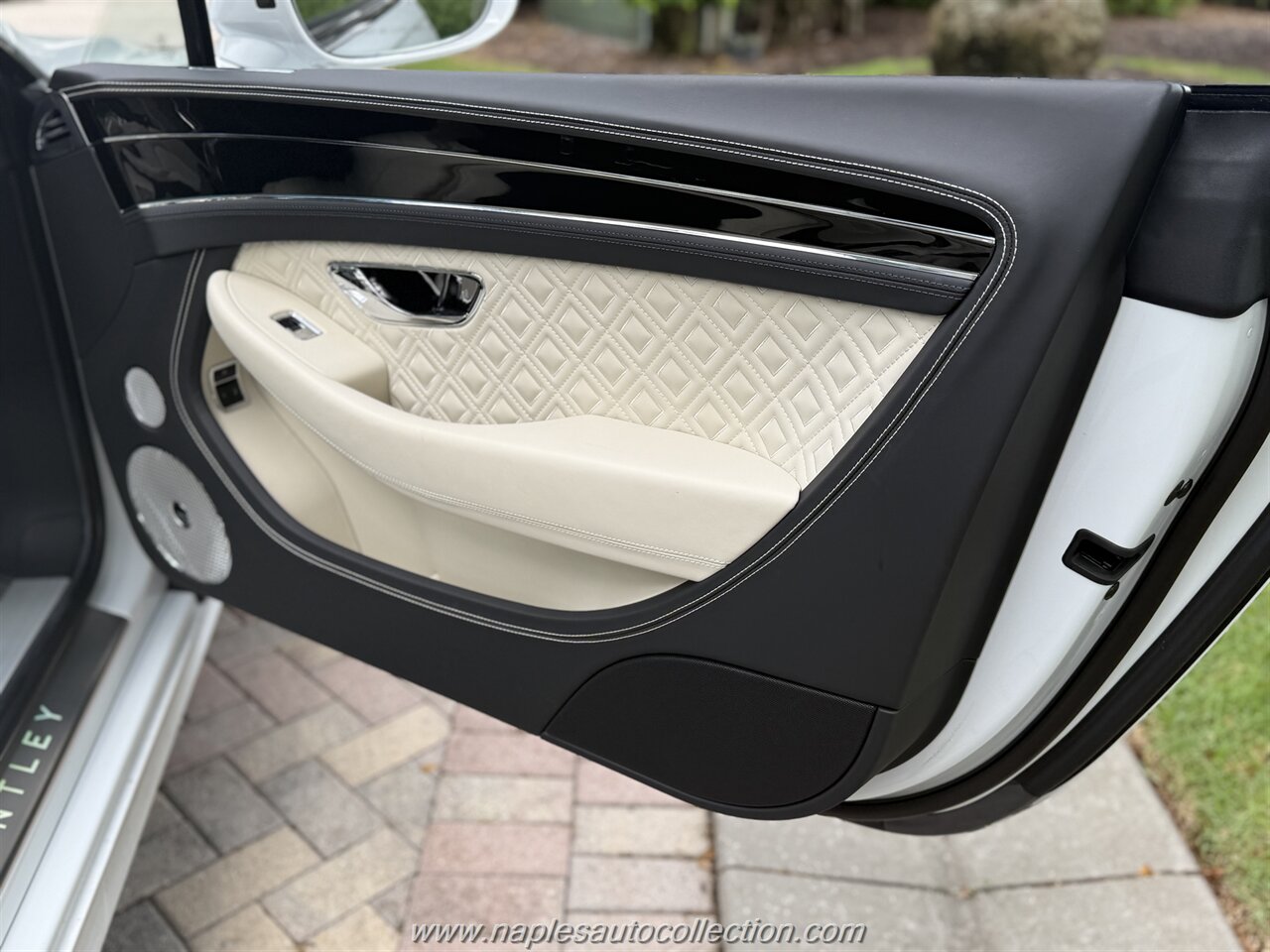 2024 Bentley Continental GTC Speed - Photo 16 - Fort Myers, FL 33967
