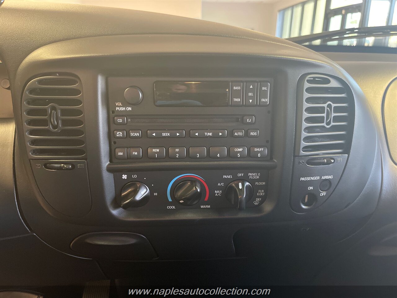 2000 Ford F-150 Harley-Davidson   - Photo 14 - Fort Myers, FL 33967