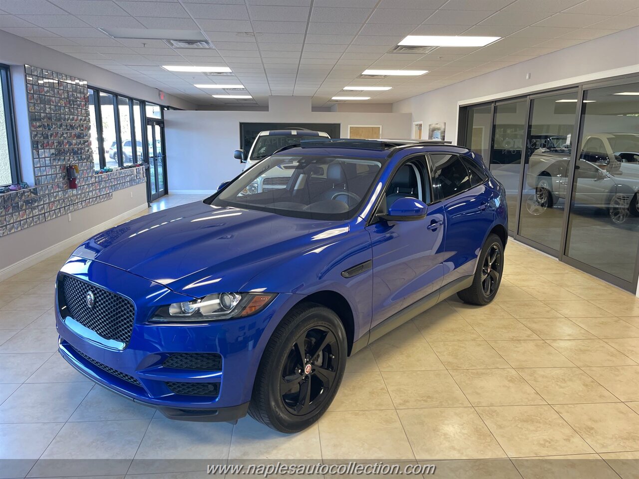 2018 Jaguar F-PACE 25t Premium   - Photo 1 - Fort Myers, FL 33967