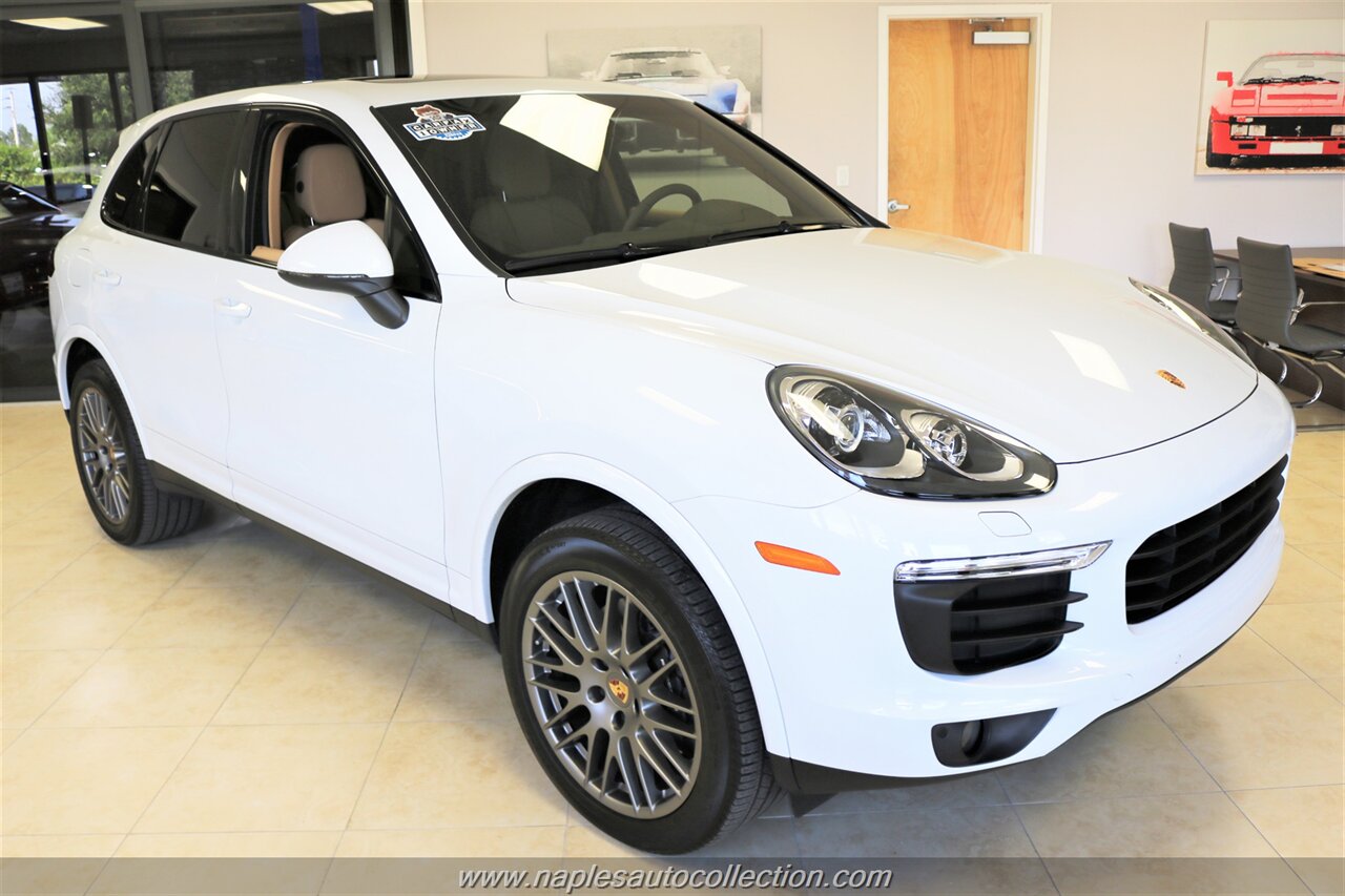 2017 Porsche Cayenne   - Photo 4 - Fort Myers, FL 33967