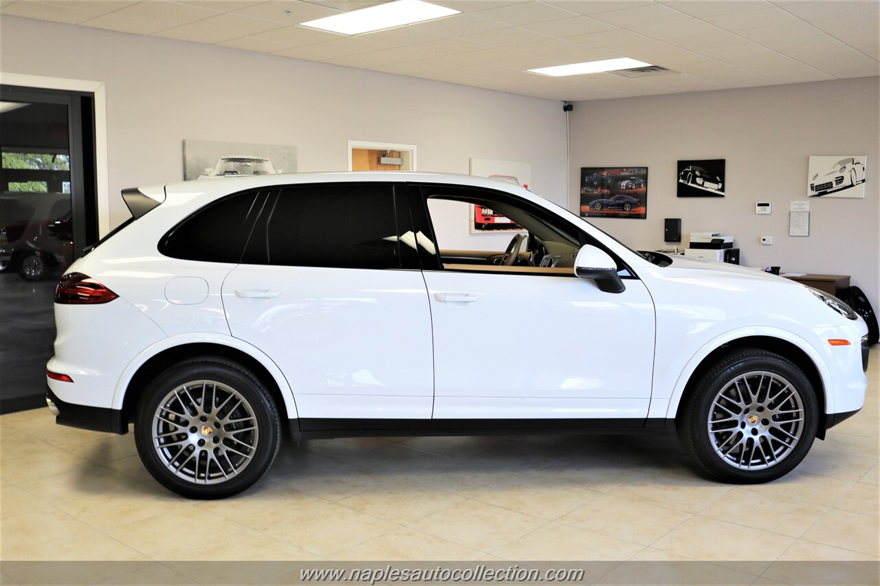 2017 Porsche Cayenne   - Photo 6 - Fort Myers, FL 33967