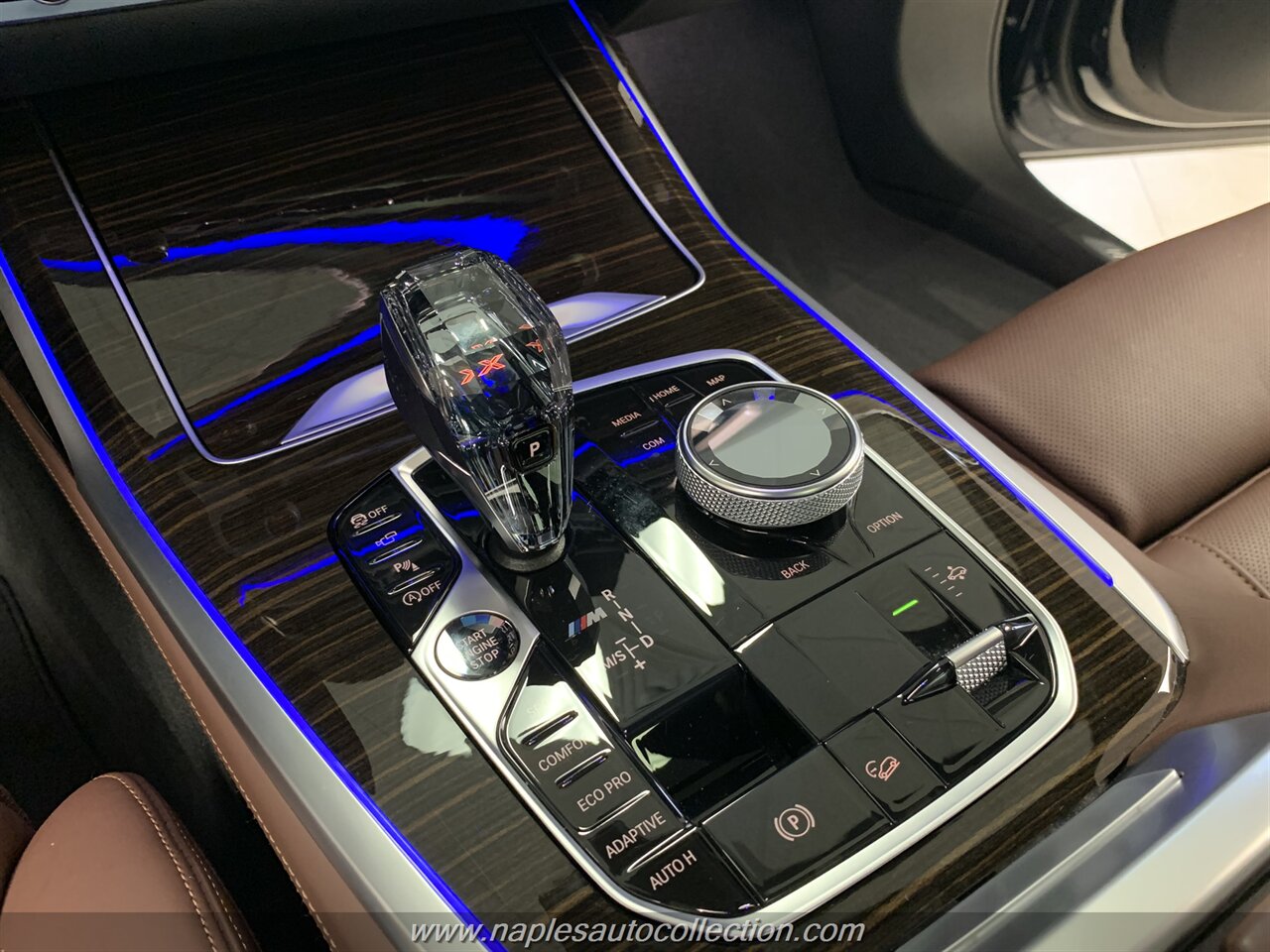 2020 BMW X7 M50i   - Photo 12 - Fort Myers, FL 33967