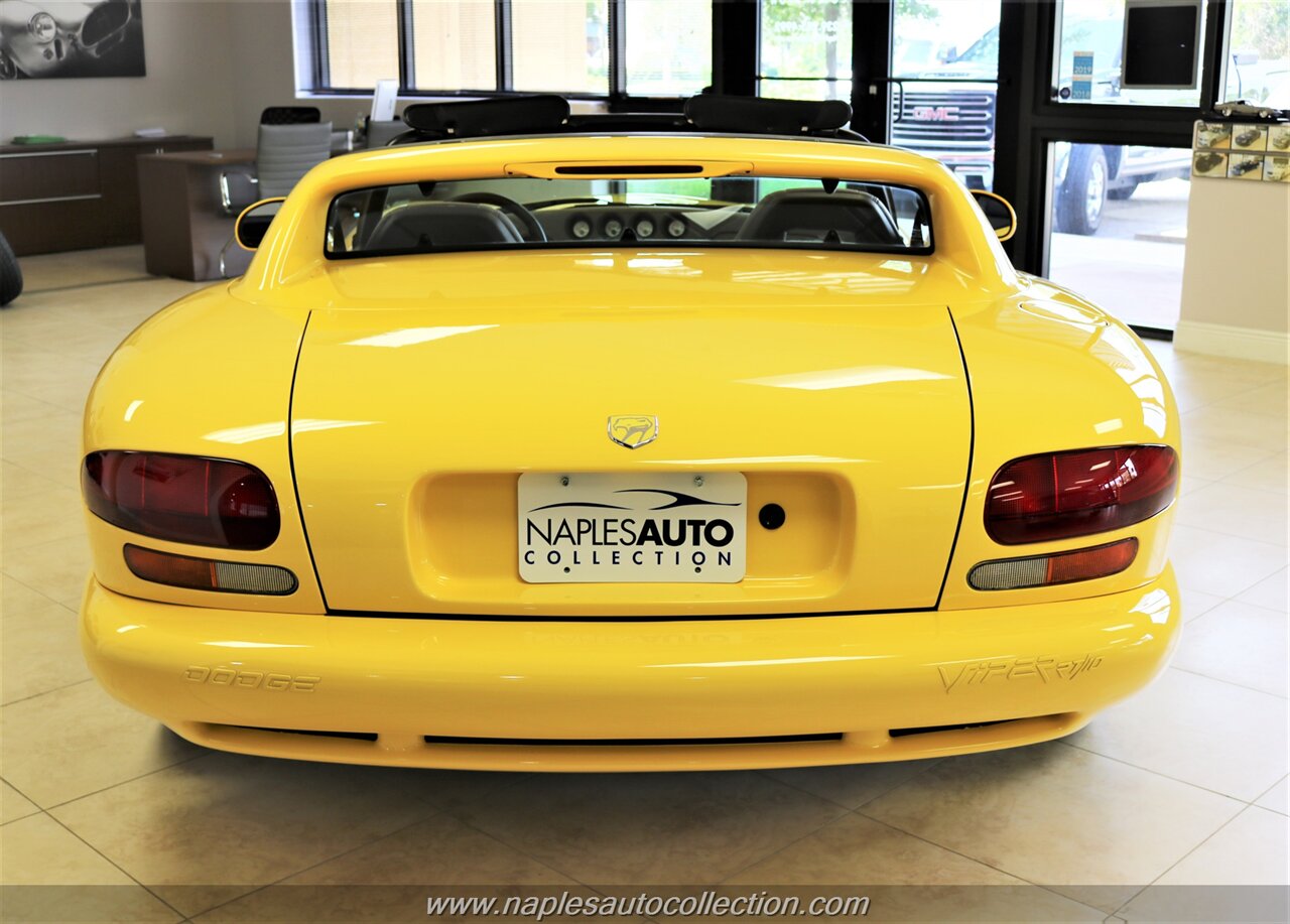 1995 Dodge Viper RT/10   - Photo 5 - Fort Myers, FL 33967