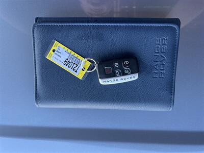 2012 Land Rover Range Rover Sport HSE LUX   - Photo 18 - Tarzana, CA 91356