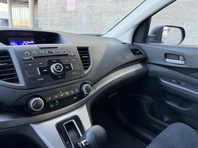 2014 Honda CR-V LX - Photo 23 - Tarzana, CA 91356