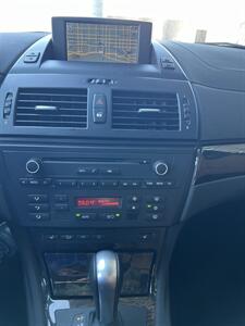 2010 BMW X3 xDrive30i   - Photo 15 - Tarzana, CA 91356