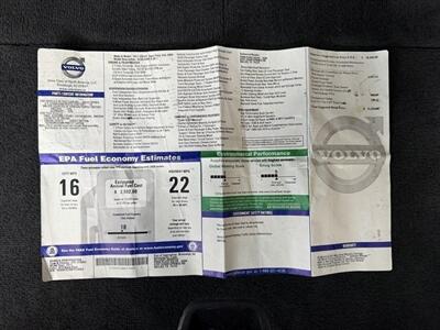 2011 Volvo XC90 3.2   - Photo 24 - Tarzana, CA 91356