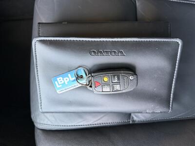 2011 Volvo XC90 3.2   - Photo 23 - Tarzana, CA 91356