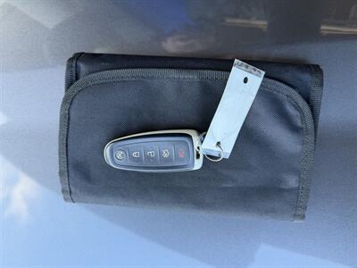 2013 Ford C-MAX Energi SEL   - Photo 20 - Tarzana, CA 91356