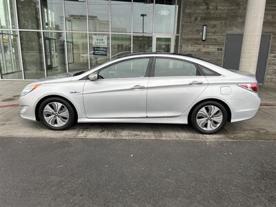 2014 Hyundai SONATA Hybrid Limited  