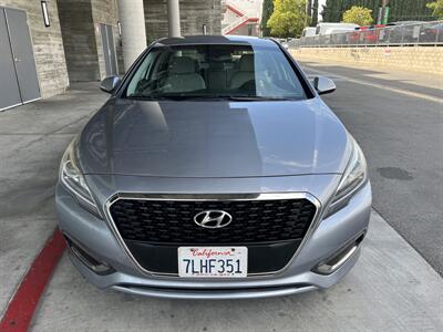 2016 Hyundai SONATA Hybrid SE   - Photo 8 - Tarzana, CA 91356