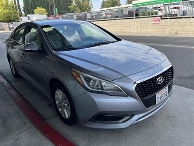 2016 Hyundai SONATA Hybrid SE   - Photo 7 - Tarzana, CA 91356