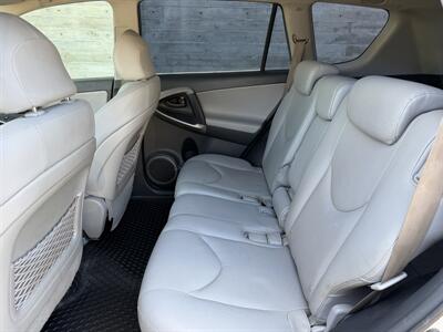 2007 Toyota RAV4 Limited   - Photo 13 - Tarzana, CA 91356