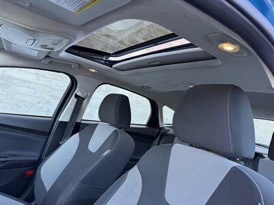 2014 Ford Focus SE - Photo 13 - Tarzana, CA 91356