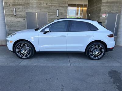 2016 Porsche Macan S   - Photo 2 - Tarzana, CA 91356